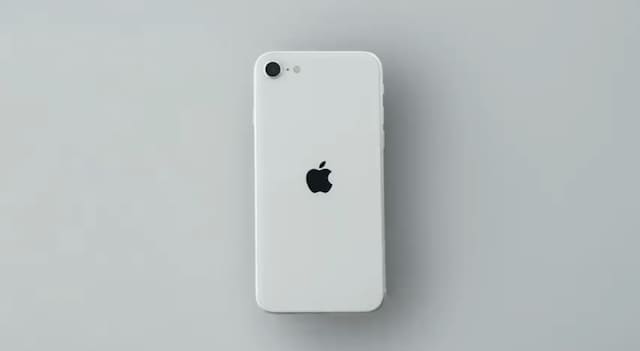 超特価SALE開催！  ホワイト iPhoneSE2 スマートフォン本体